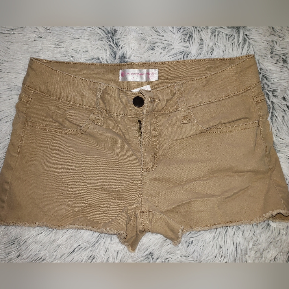Tan shorts size 7